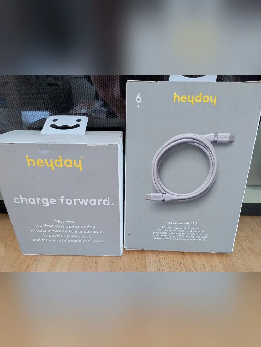 heyday Avocado Wall Charger & Fast Charging Cable, 6 ft NWT